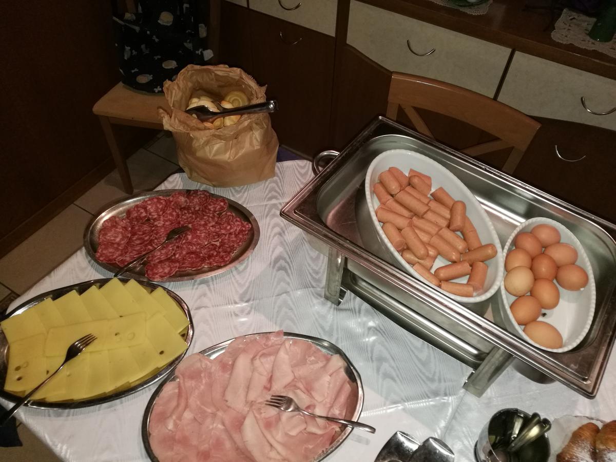 Albergo Roncone Екстер'єр фото