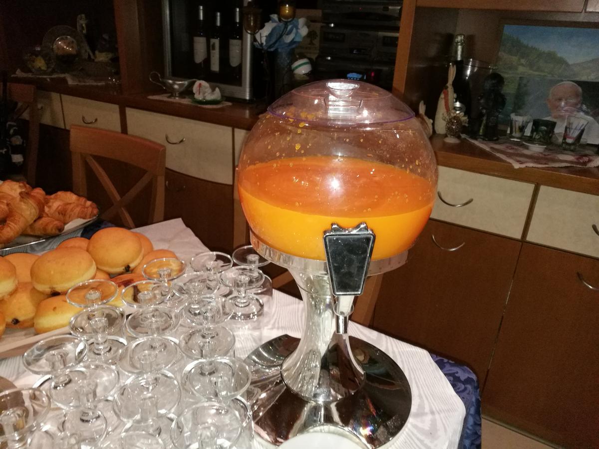 Albergo Roncone Екстер'єр фото