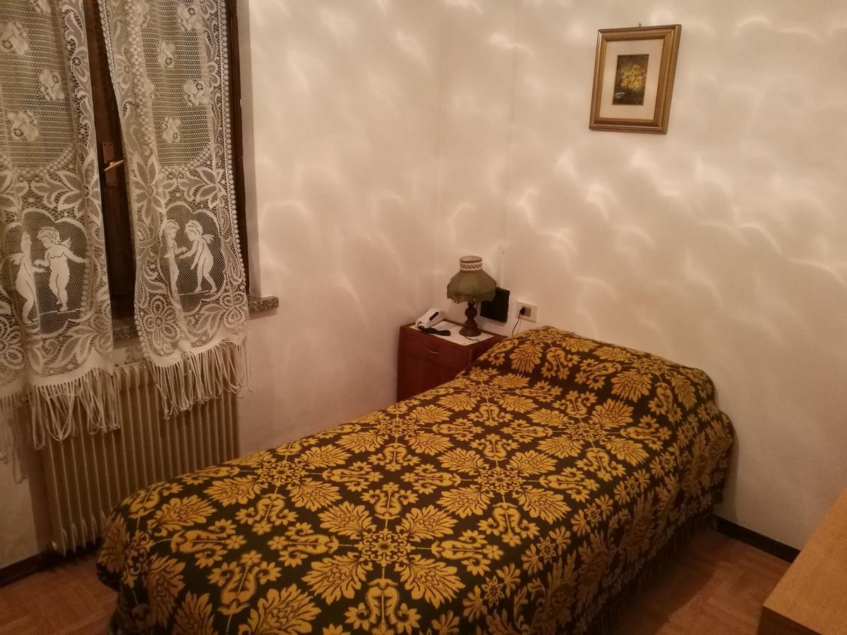 Albergo Roncone Екстер'єр фото
