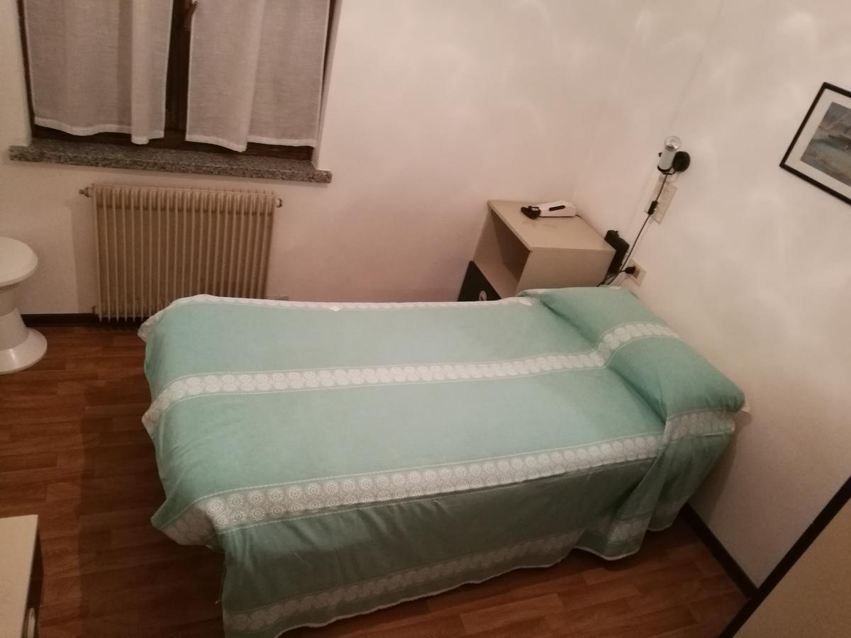 Albergo Roncone Екстер'єр фото